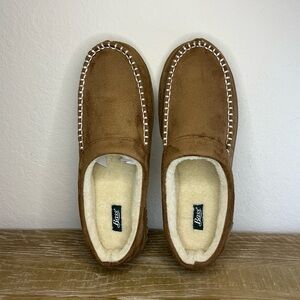Bass Tan Men's Slippers Size 11